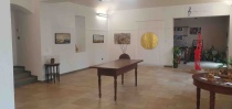 Nei Saloni Morano di Rosignano, Joy Moore